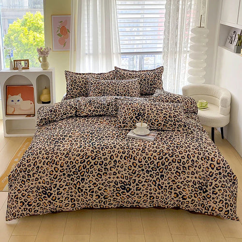 Leopard-Pattern Duvet Cover Set, 3 Pieces - Image 1