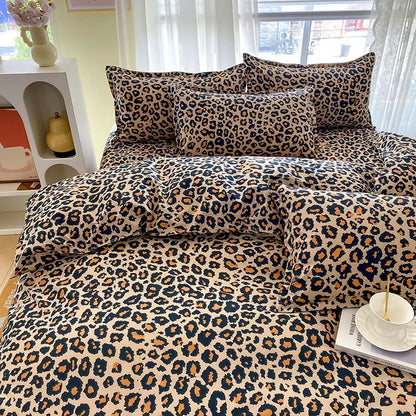 Leopard-Pattern Duvet Cover Set, 3 Pieces - Image 2