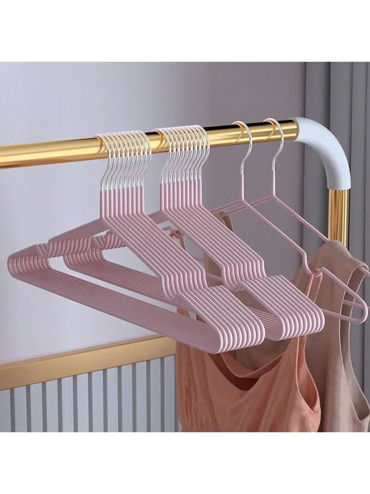Non-Slip Clothes Hangers, Set of 10 - Image 4
